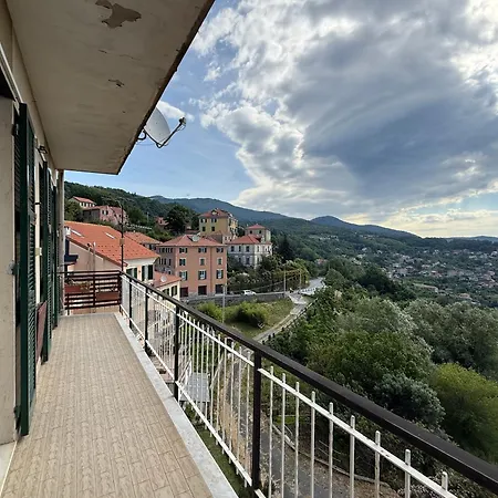 Bellavista Lägenhet San Martino (Savona)